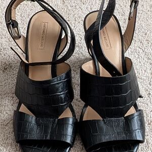 ANTONIO MELANI Black Croc-Embossed Leather Sandals. 11M. Used In Excellent Cond